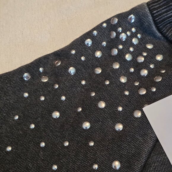 Gameday Couture WKU Large L NWT Cropped Charcoal Studded Pullover Sweatshirt NEW - Picture 11 of 15